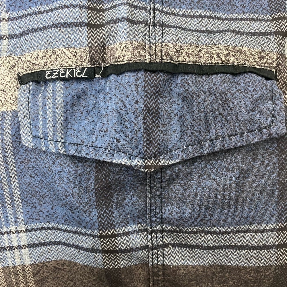 Ezekiel Men's Blue Black and Grey Plaid Shorts, 36 - Picture 5 of 5